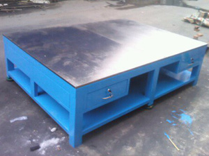 鉗工工作臺(tái)